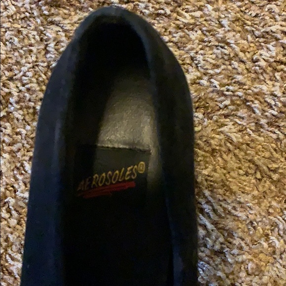 Aerosoles black shoes. - Picture 3 of 5